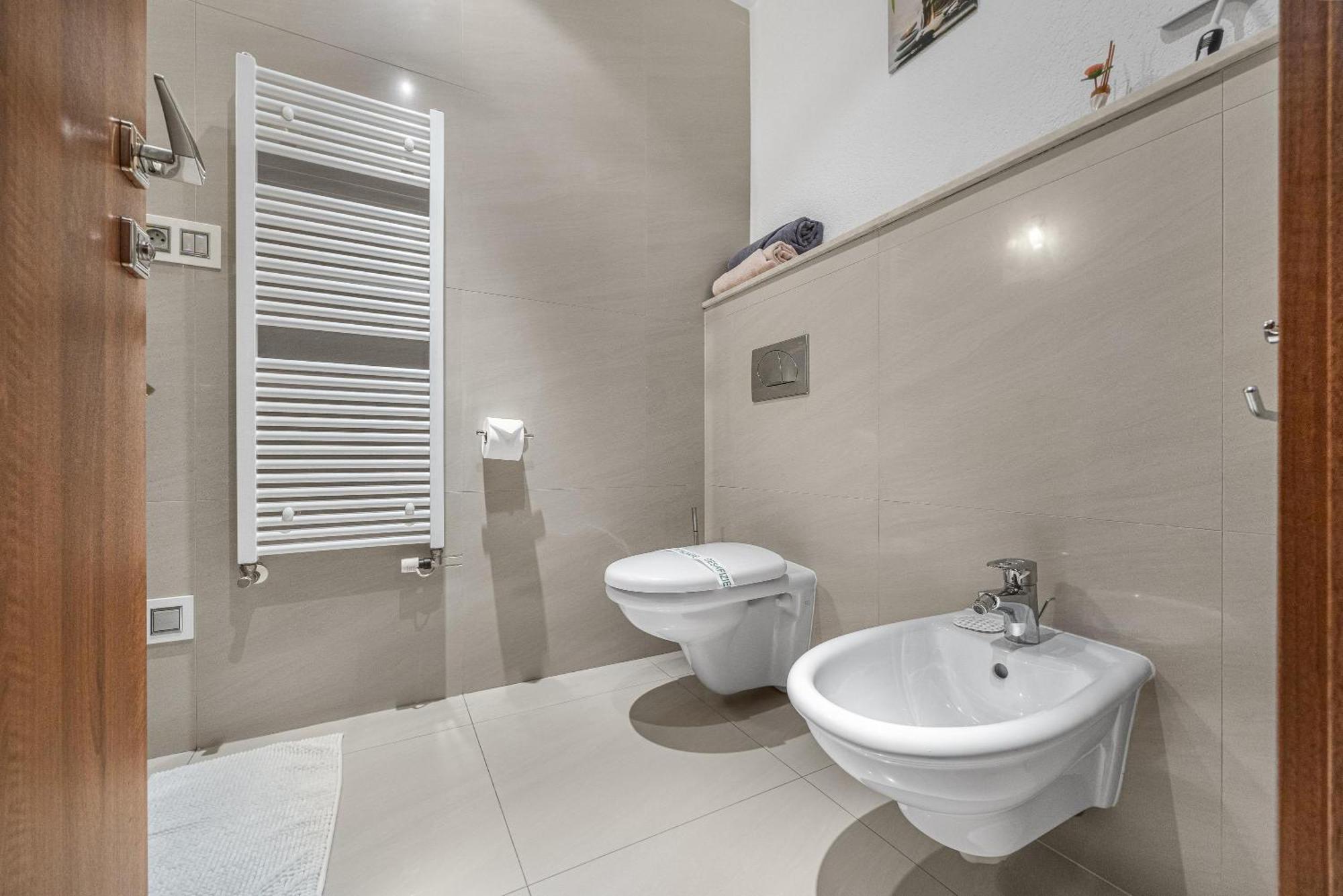 Revon Business Apartment 48 Dunajska Bratislava Exterior photo